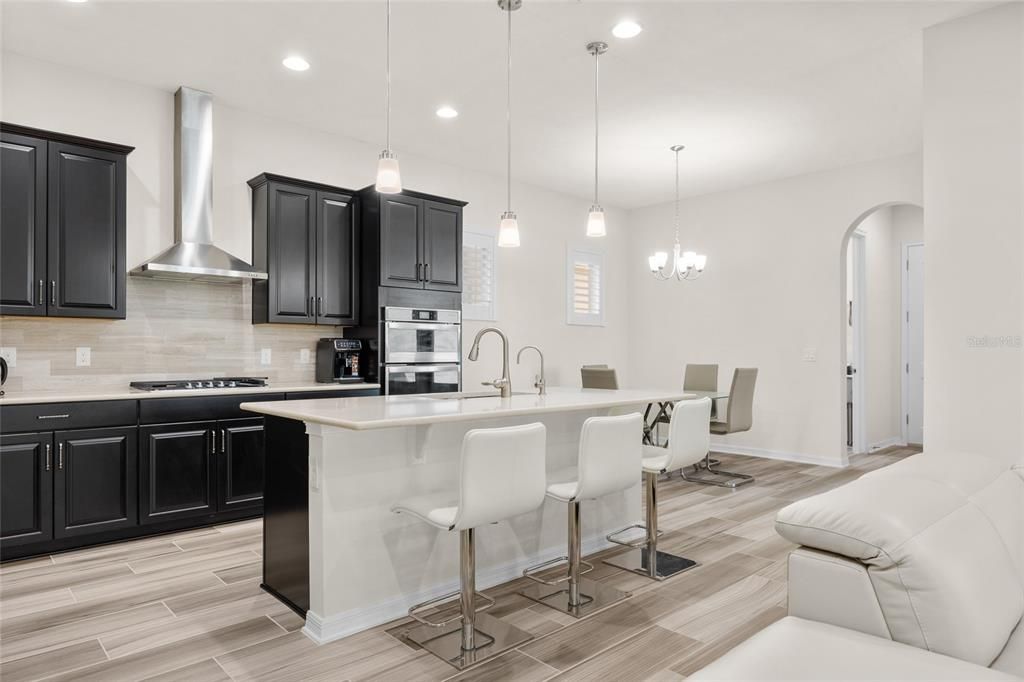 For Sale: $540,000 (3 beds, 2 baths, 1692 Square Feet)