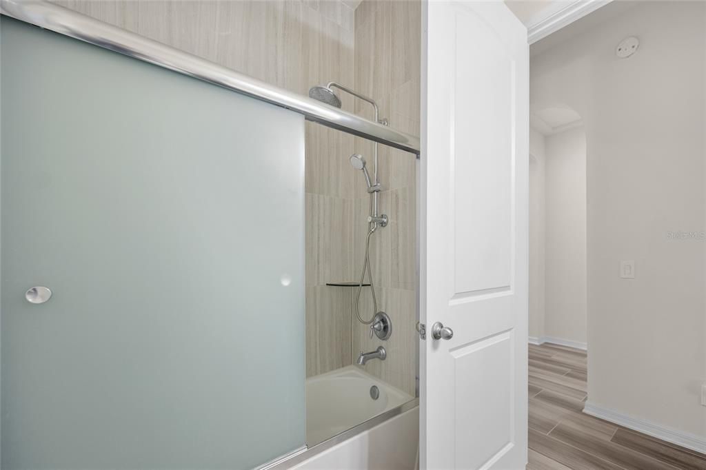 For Sale: $540,000 (3 beds, 2 baths, 1692 Square Feet)