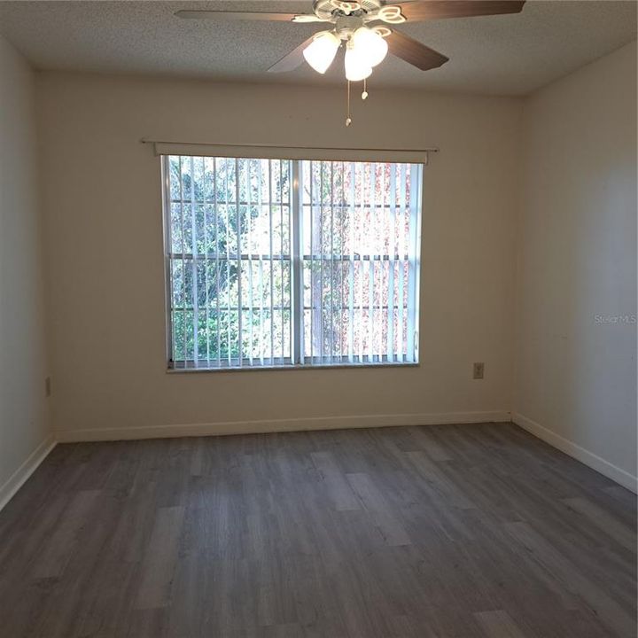 For Rent: $1,325 (2 beds, 2 baths, 935 Square Feet)