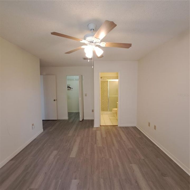 For Rent: $1,325 (2 beds, 2 baths, 935 Square Feet)