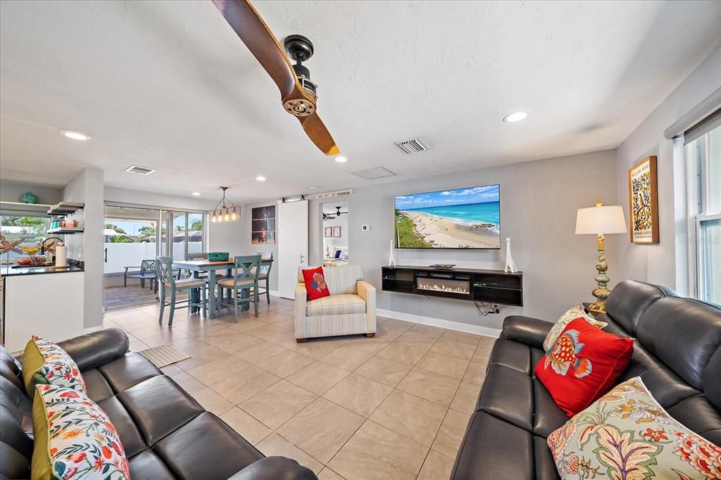 En Venta: $415,000 (2 camas, 2 baños, 1249 Pies cuadrados)