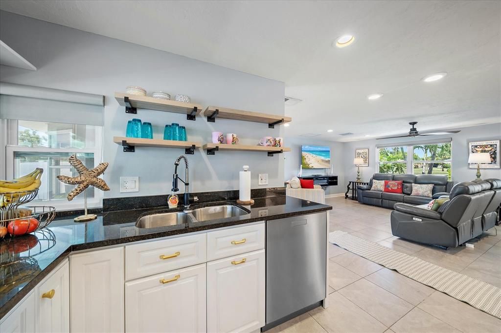 En Venta: $415,000 (2 camas, 2 baños, 1249 Pies cuadrados)