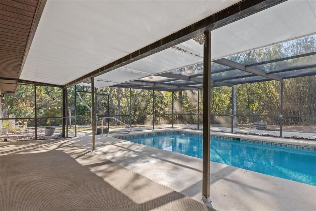 For Sale: $298,000 (3 beds, 2 baths, 1330 Square Feet)