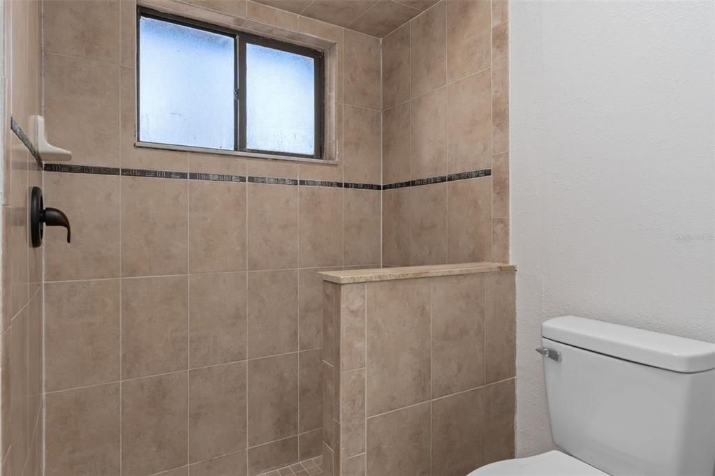 For Sale: $298,000 (3 beds, 2 baths, 1330 Square Feet)