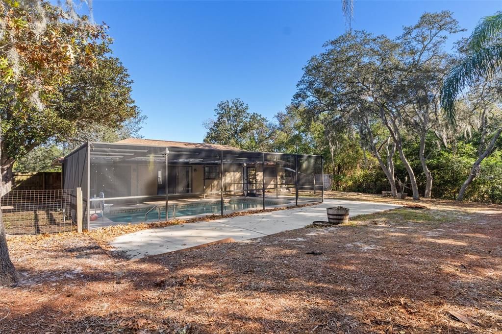 For Sale: $298,000 (3 beds, 2 baths, 1330 Square Feet)