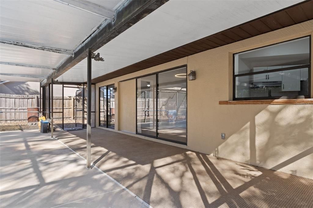 For Sale: $298,000 (3 beds, 2 baths, 1330 Square Feet)