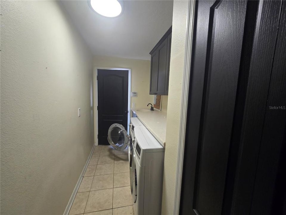 В аренду: $2,800 (4 спален, 2 ванн, 2454 Квадратных фут)