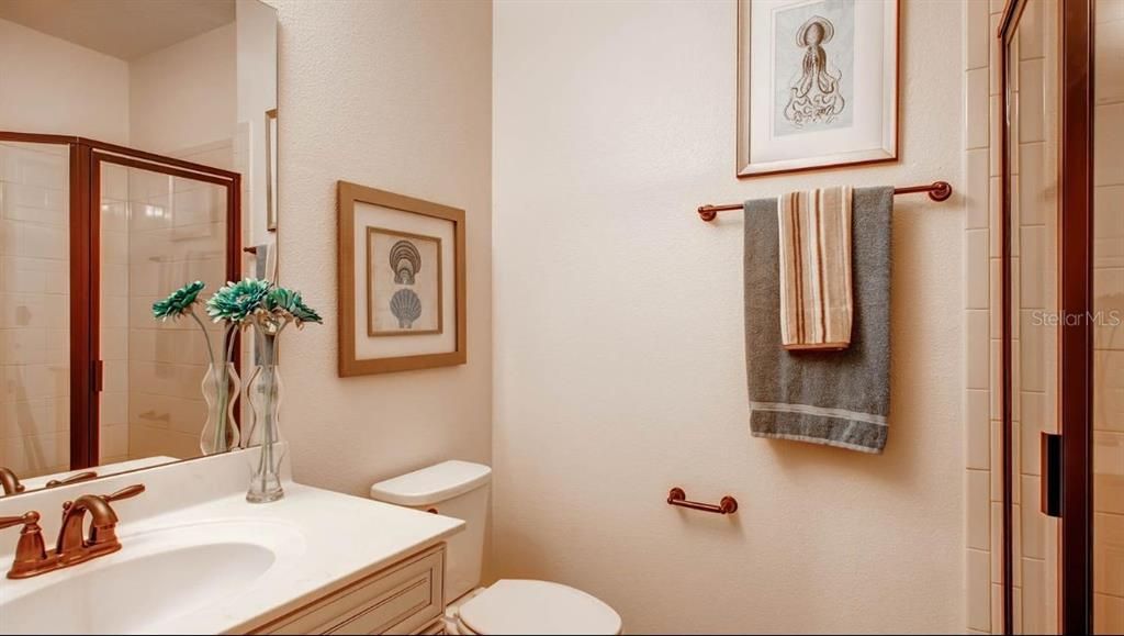 En Venta: $758,841 (4 camas, 3 baños, 2113 Pies cuadrados)