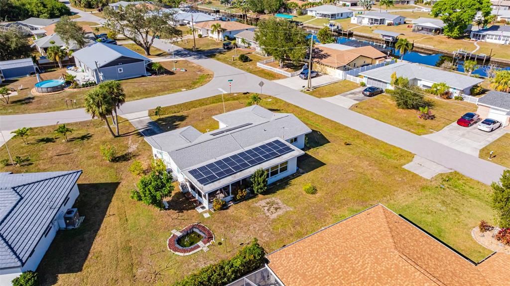 На продажу: $330,000 (2 спален, 2 ванн, 1661 Квадратных фут)