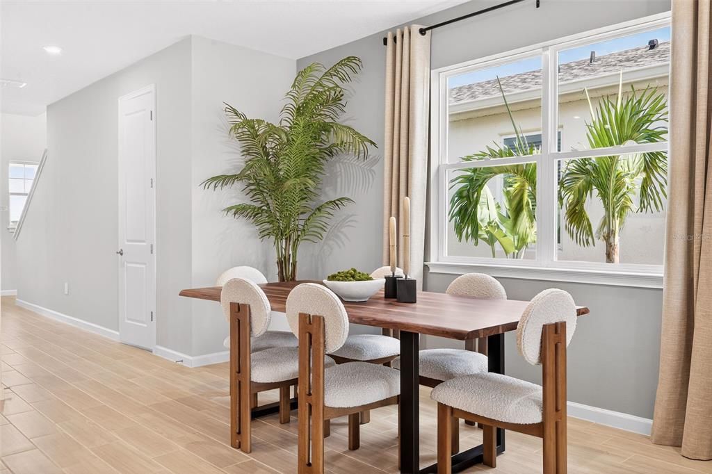 For Sale: $383,959 (3 beds, 2 baths, 2007 Square Feet)