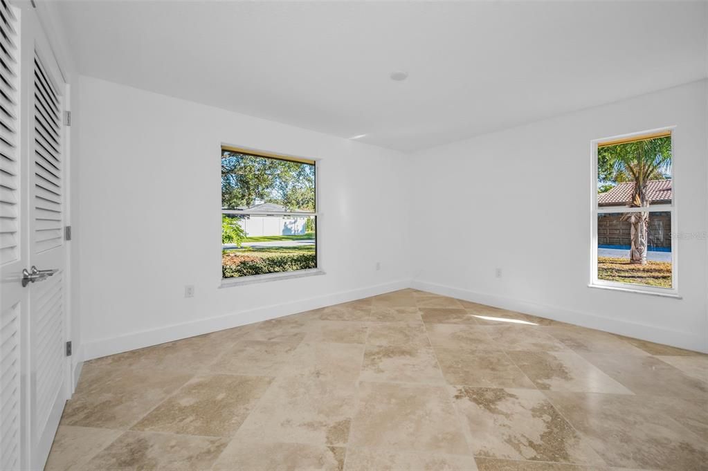 На продажу: $1,095,000 (4 спален, 2 ванн, 3096 Квадратных фут)