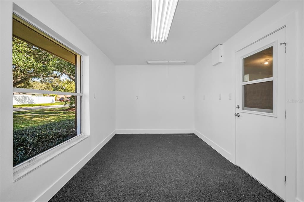 На продажу: $1,095,000 (4 спален, 2 ванн, 3096 Квадратных фут)