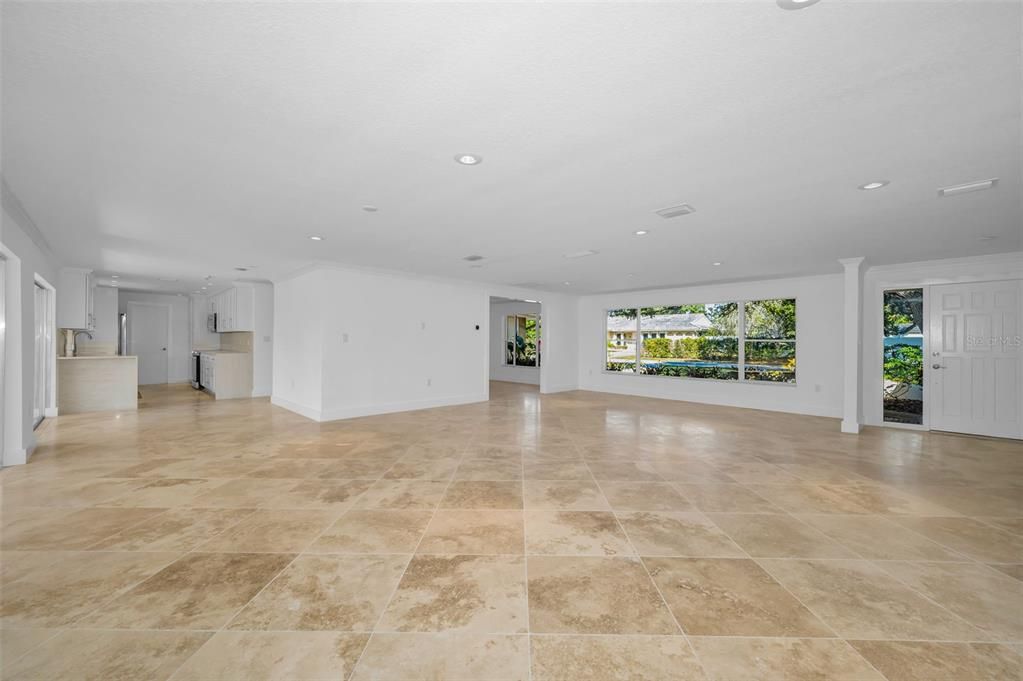 На продажу: $1,095,000 (4 спален, 2 ванн, 3096 Квадратных фут)