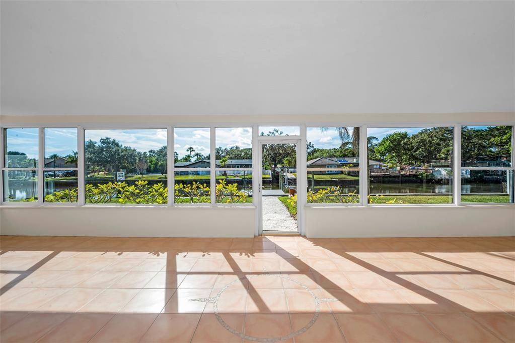 На продажу: $1,095,000 (4 спален, 2 ванн, 3096 Квадратных фут)