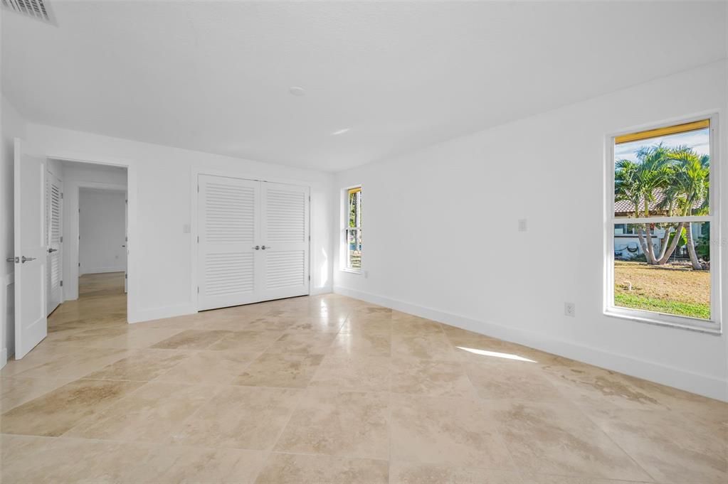 На продажу: $1,095,000 (4 спален, 2 ванн, 3096 Квадратных фут)