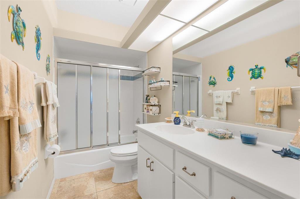 For Sale: $578,900 (4 beds, 2 baths, 2018 Square Feet)