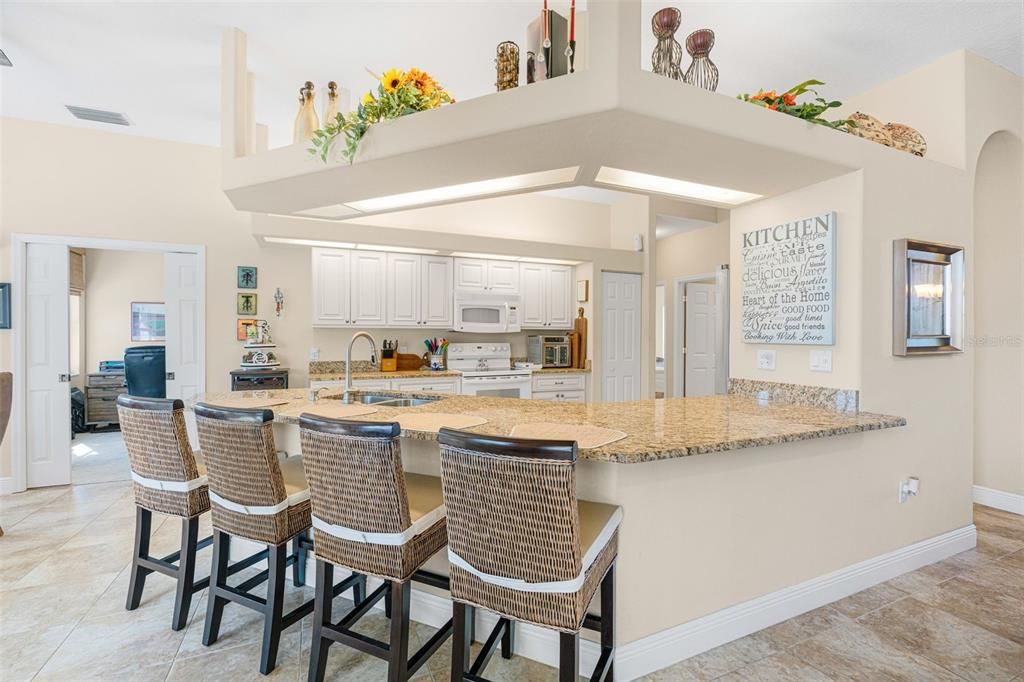 For Sale: $578,900 (4 beds, 2 baths, 2018 Square Feet)