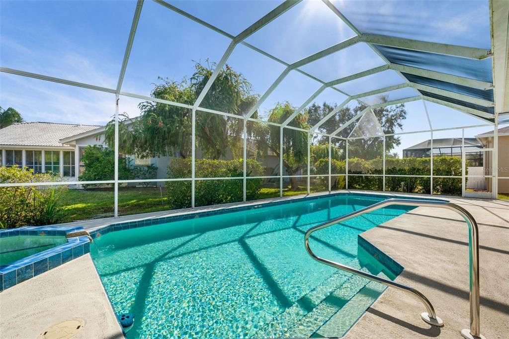 For Sale: $578,900 (4 beds, 2 baths, 2018 Square Feet)