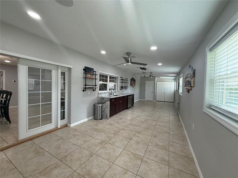 For Rent: $3,000 (3 beds, 2 baths, 1481 Square Feet)