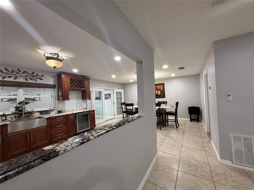 For Rent: $3,000 (3 beds, 2 baths, 1481 Square Feet)