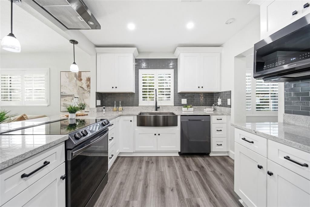 For Sale: $635,000 (4 beds, 2 baths, 1760 Square Feet)