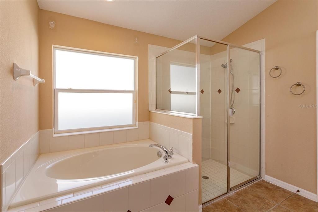 For Sale: $499,900 (4 beds, 3 baths, 2232 Square Feet)