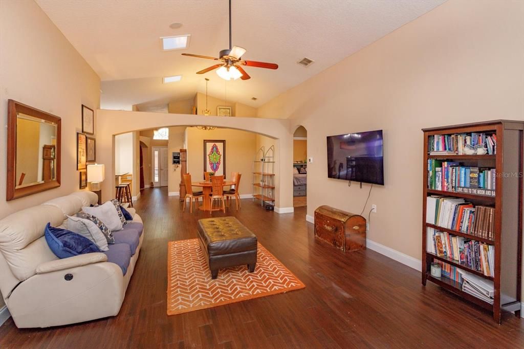 For Sale: $499,900 (4 beds, 3 baths, 2232 Square Feet)