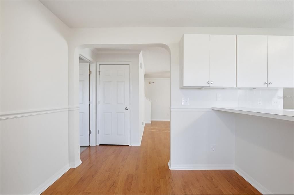 En Venta: $289,900 (4 camas, 2 baños, 1470 Pies cuadrados)