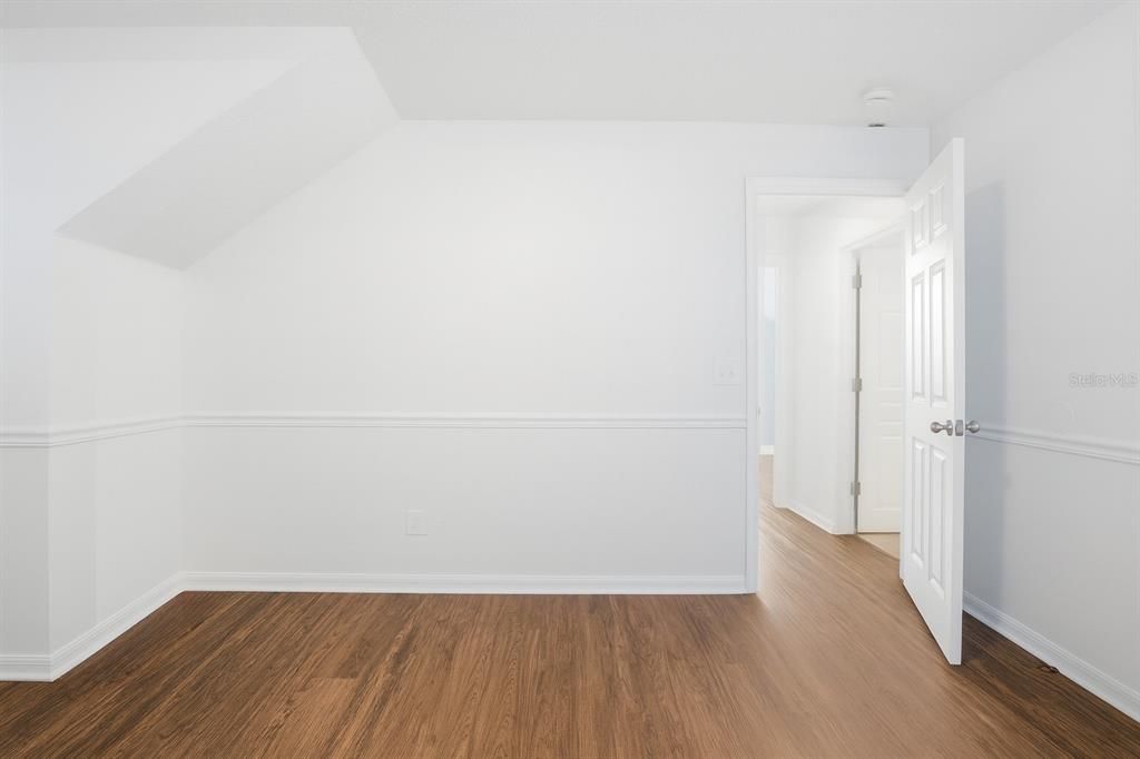 En Venta: $289,900 (4 camas, 2 baños, 1470 Pies cuadrados)