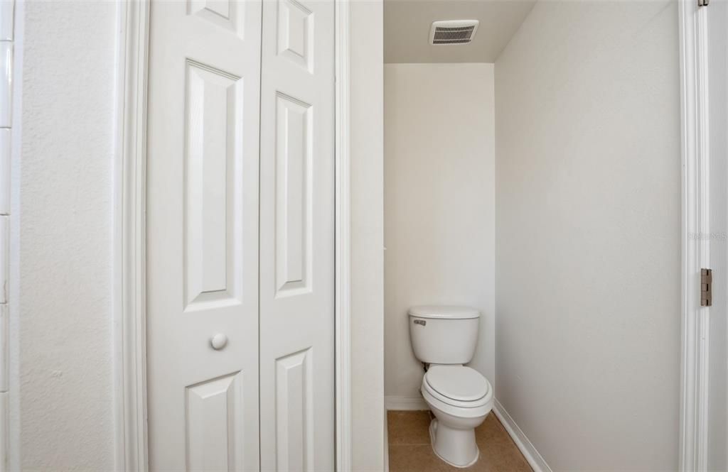 En Venta: $289,900 (4 camas, 2 baños, 1470 Pies cuadrados)