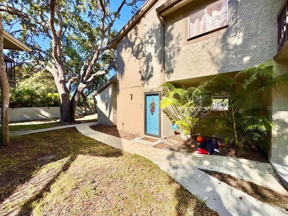 En Renta: $2,300 (3 camas, 2 baños, 1502 Pies cuadrados)