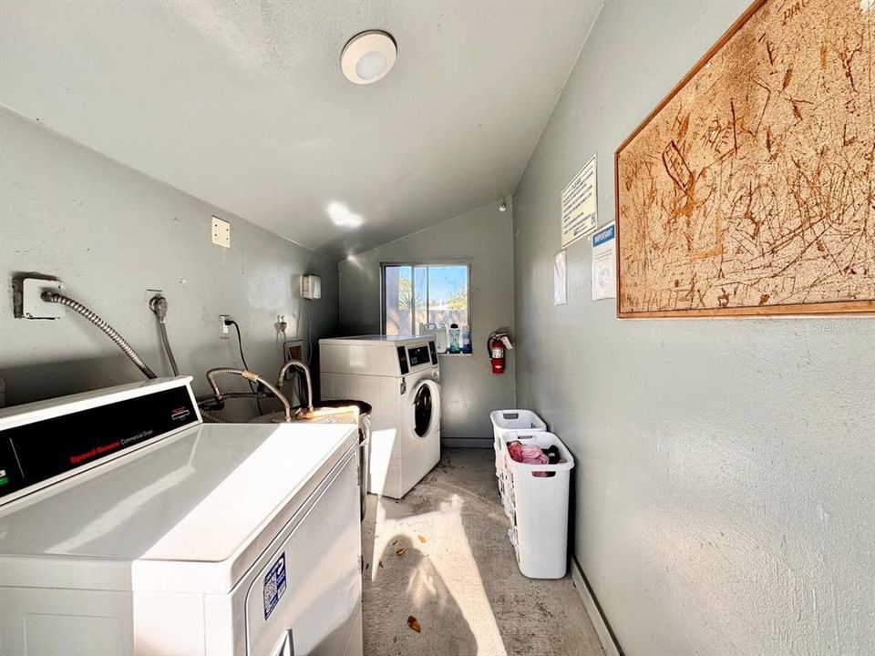 En Renta: $2,300 (3 camas, 2 baños, 1502 Pies cuadrados)