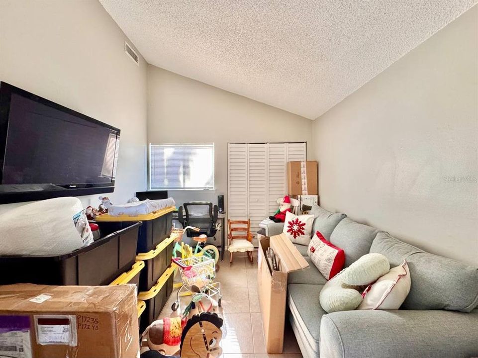 En Renta: $2,300 (3 camas, 2 baños, 1502 Pies cuadrados)