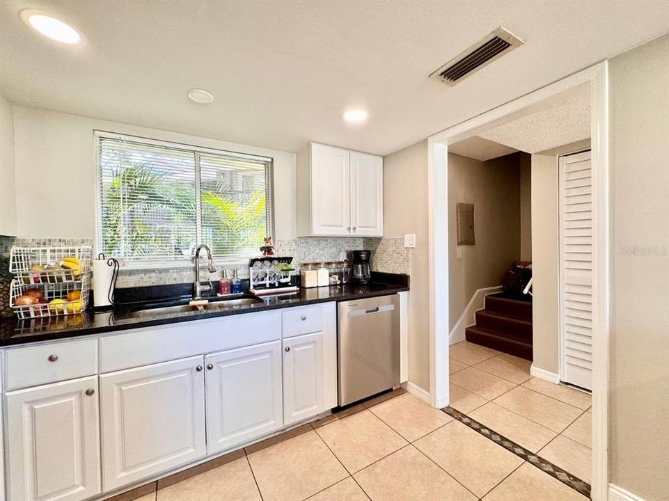 En Renta: $2,300 (3 camas, 2 baños, 1502 Pies cuadrados)