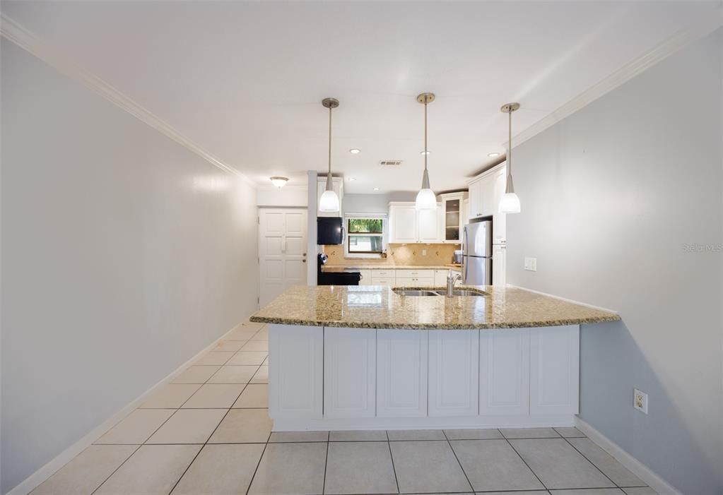 For Rent: $1,795 (2 beds, 2 baths, 1110 Square Feet)