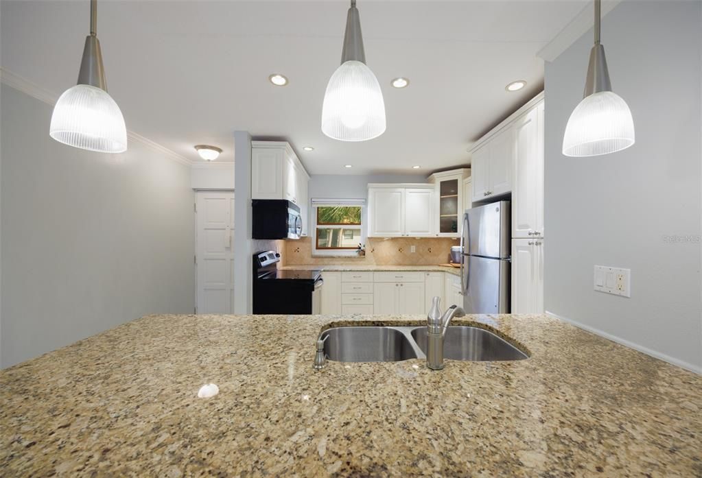 For Rent: $1,795 (2 beds, 2 baths, 1110 Square Feet)