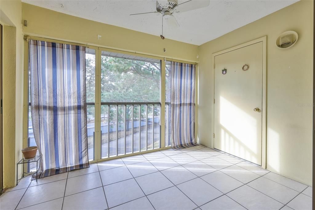 For Rent: $1,795 (2 beds, 2 baths, 1110 Square Feet)