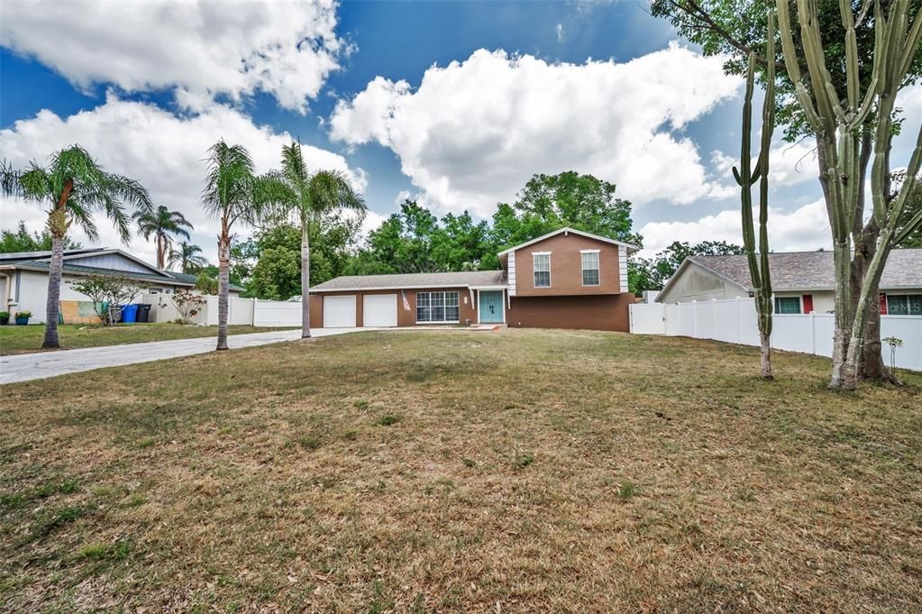 En Venta: $459,900 (4 camas, 3 baños, 1994 Pies cuadrados)