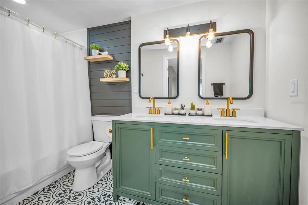 En Venta: $459,900 (4 camas, 3 baños, 1994 Pies cuadrados)