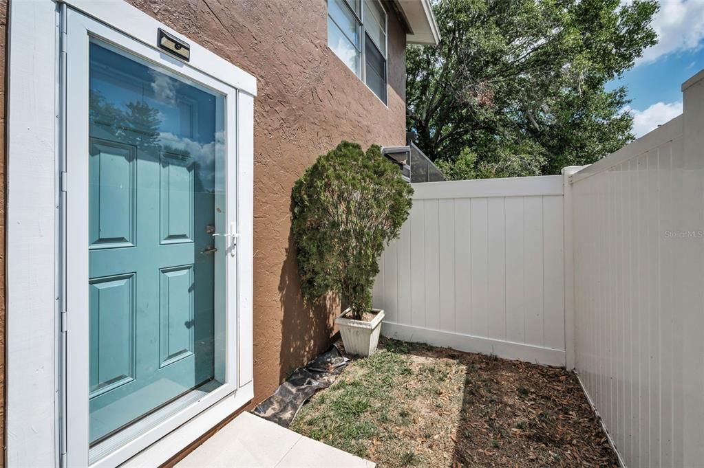 En Venta: $459,900 (4 camas, 3 baños, 1994 Pies cuadrados)