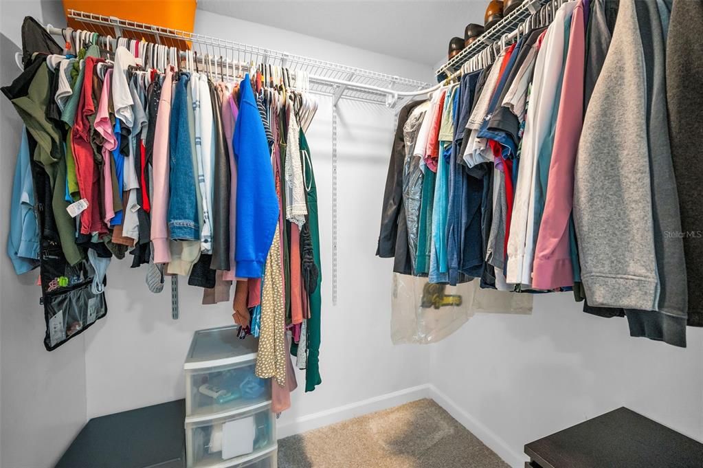 En Venta: $459,900 (4 camas, 3 baños, 1994 Pies cuadrados)