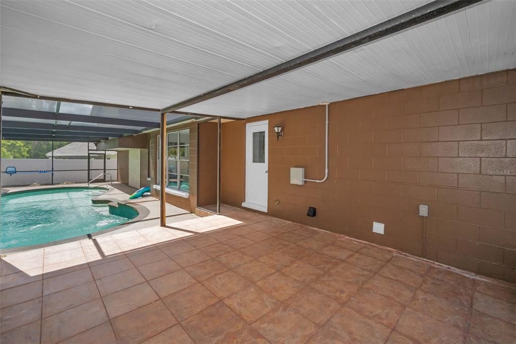 En Venta: $459,900 (4 camas, 3 baños, 1994 Pies cuadrados)