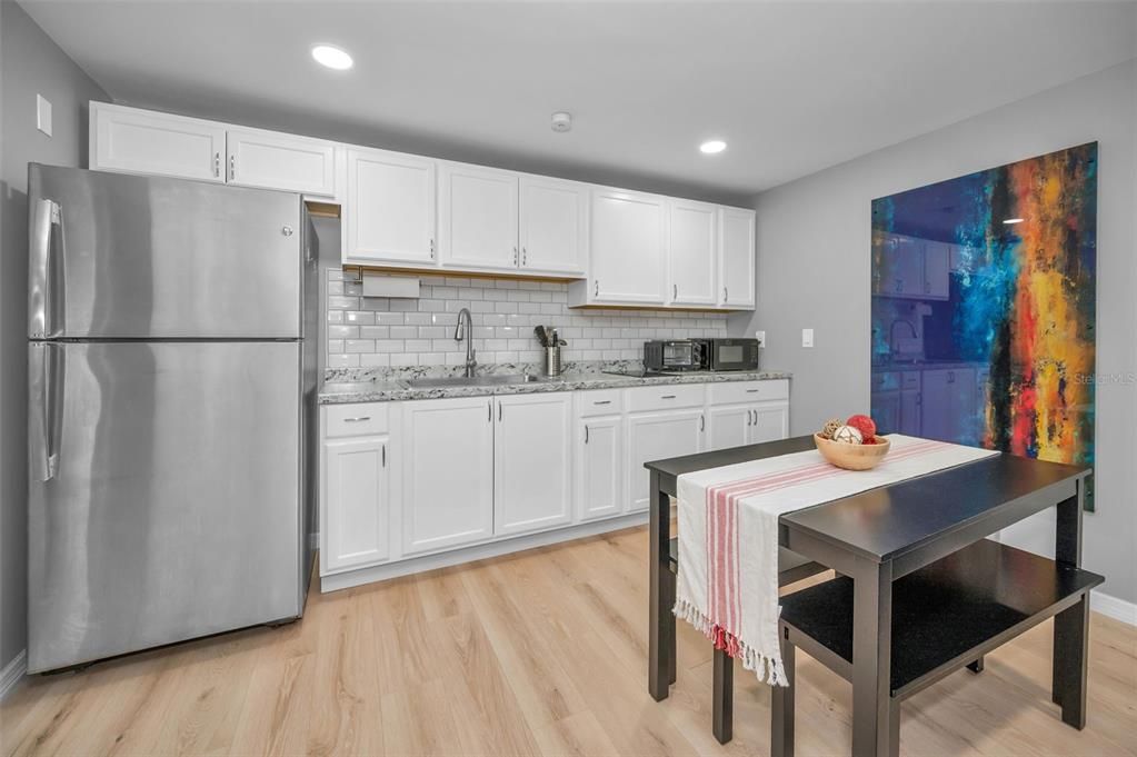 En Venta: $459,900 (4 camas, 3 baños, 1994 Pies cuadrados)