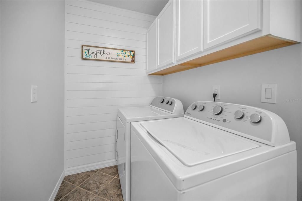 En Venta: $459,900 (4 camas, 3 baños, 1994 Pies cuadrados)