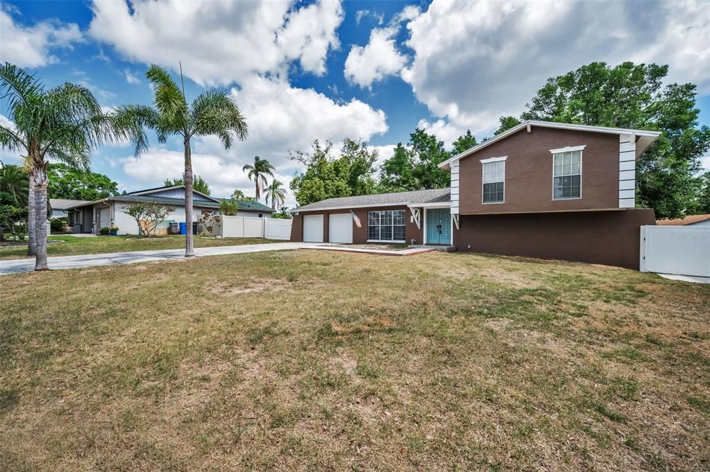 En Venta: $459,900 (4 camas, 3 baños, 1994 Pies cuadrados)