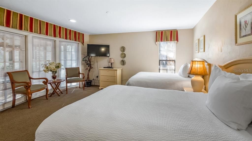 En Venta: $250,000 (2 camas, 2 baños, 1330 Pies cuadrados)