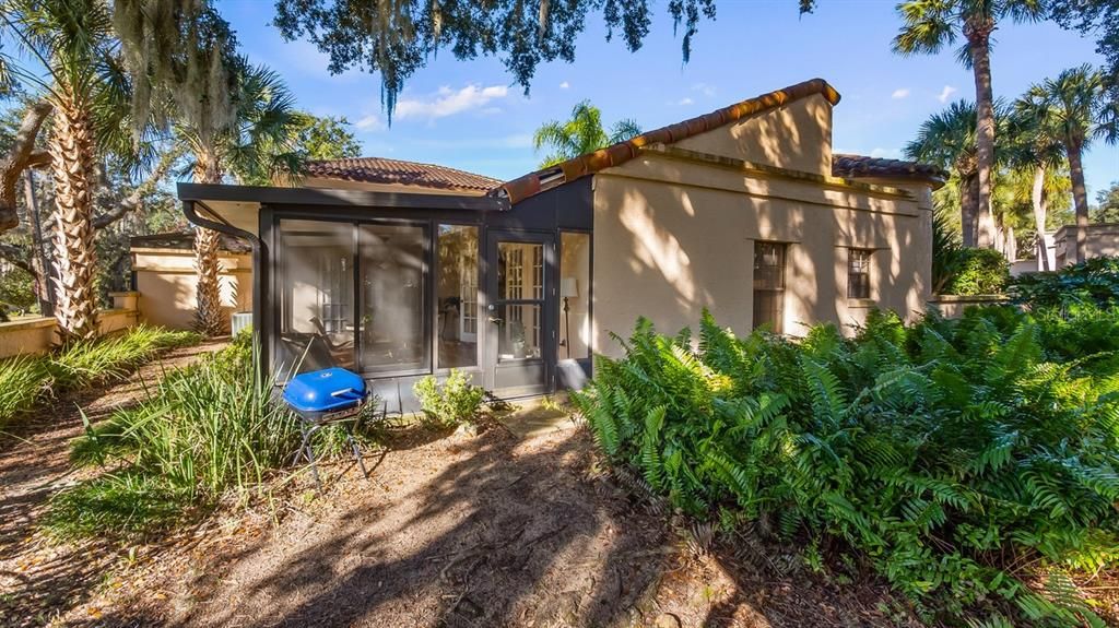 En Venta: $250,000 (2 camas, 2 baños, 1330 Pies cuadrados)