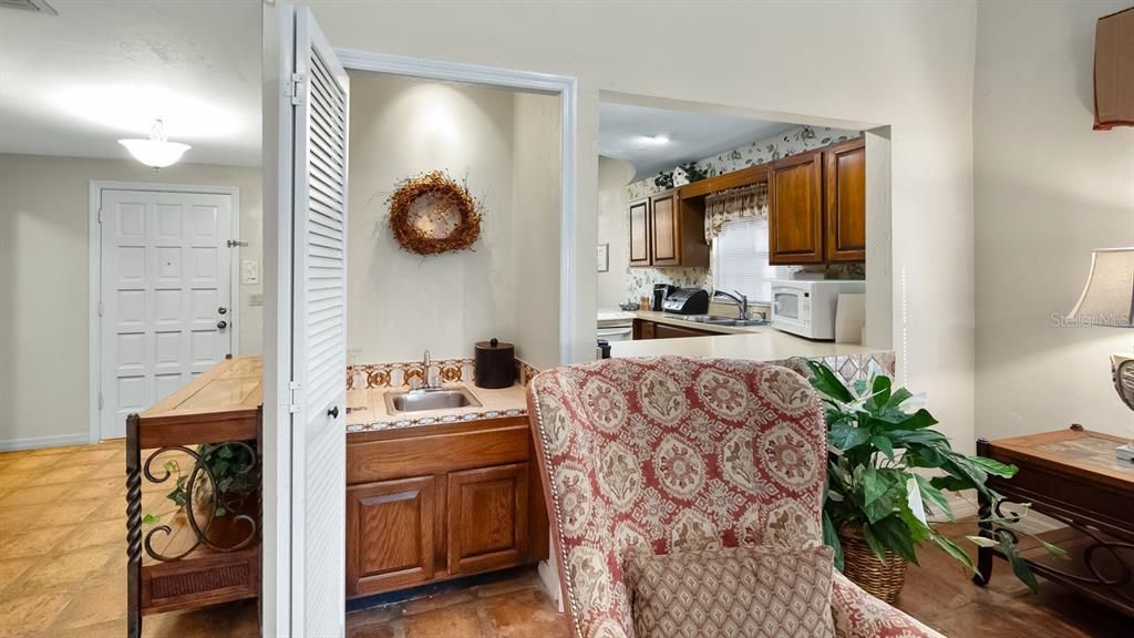 En Venta: $250,000 (2 camas, 2 baños, 1330 Pies cuadrados)