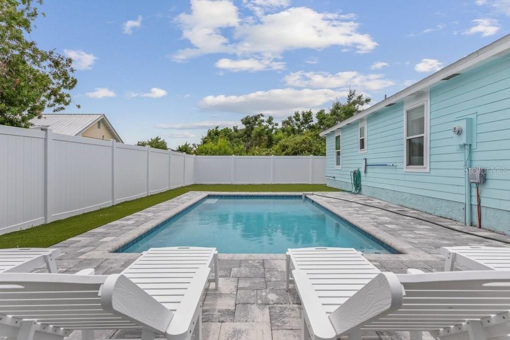 For Sale: $719,000 (3 beds, 2 baths, 1820 Square Feet)