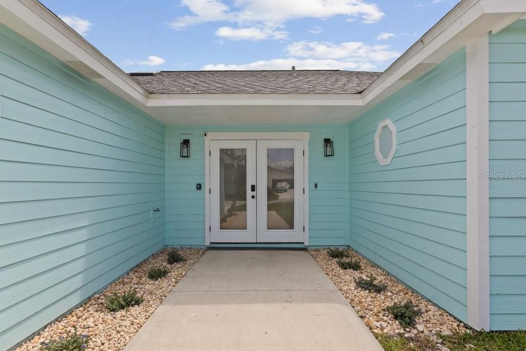 For Sale: $719,000 (3 beds, 2 baths, 1820 Square Feet)